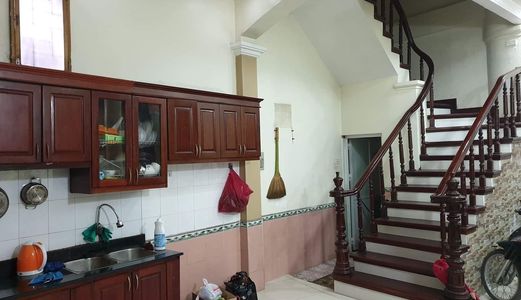 Bán Nhà Phố Cự Lộc 32M X 5 Tầng Giá 2.9 Tỷ