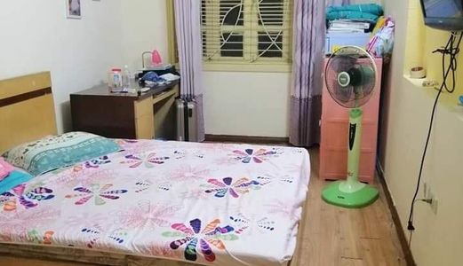 Chưa Đến 2 Tỷ Có Ngay Nhà Mặt Phố Đội Cấn, Diện Tích 25 X 5T, Vuông Vắn. 