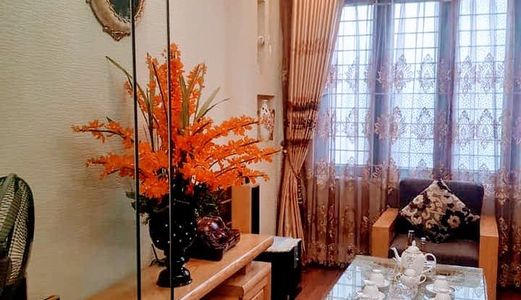 Bán Nhà Mặt Ngõ Văn Hương, Đống Đa 36M, 5 Tầng, Ngõ Thông Kinh Doanh,Gần Ô Tô, Chỉ 6,1 Tỷ