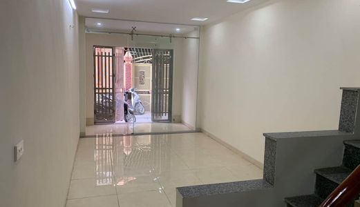 Bán Nhà Thanh Trì - Ô Tô Đỗ Cửa 46M , 4 Tầng ,Giá 3,45 Tỷ