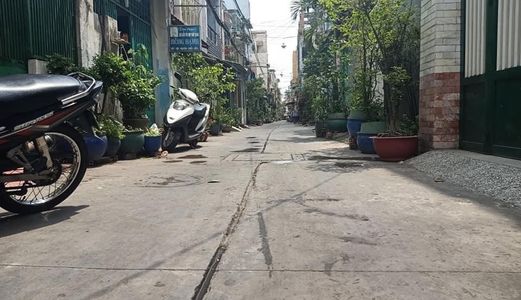 [Quận 11] Hẻm Xe Hơi - 46M2 - 3.9X13 - 3 Tầng - Chỉ 6 Tỷ - Gần Vòng Xoay Cây Gõ -  Liên Hệ 0833991283.