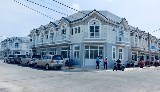 Nhà Trệt, Lầu Tại Khu Đô Thị Kiểu Mẫu Đầu Tiên Tại Nam Phan Thiết - Cư Dân Đông Đúc - Sổ Hồng Riêng