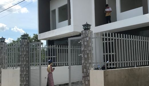 Bán Nhà Gần Chợ Bình Chánh . Nhà Đẹp Mới Xây . Sổ Hồng Riêng . 1Tỷ170 . Nhận Nhà Ở Ngay