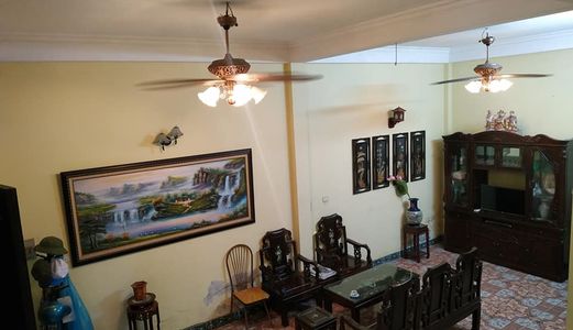 Bán Nhà Đê Trần Khát Chân – Dt 61M2, 3 Tầng.