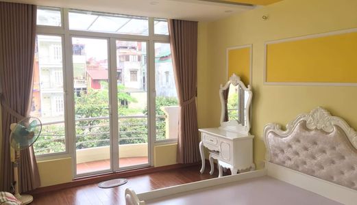 Bán Nhà Riêng Trong Trường Đại Học Hà Nội. 71,5M. Sổ Đỏ Chính Chủ. 6,1 Tỷ