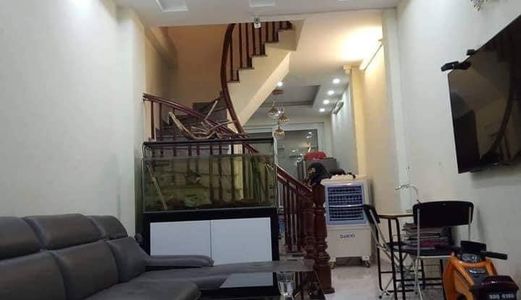 Nhỉnh 3 Tỷ Sở Hữu Nhà 4 Tầng, Mới, Gần Phố, Ngõ To, Thanh Nhàn. Lh 0902229291. 