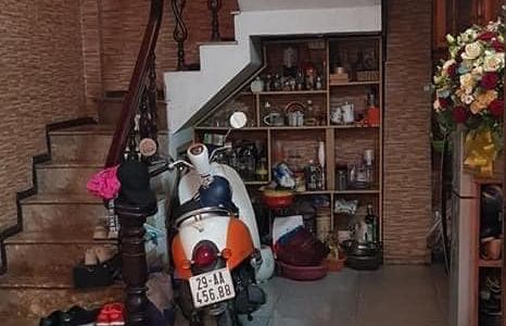 Ngôi Nhà Ở Phố Thượng Đình ,10M Ra Đường Ô Tô Tránh, Với Diện Tích 25M2 - 2 Tỷ Có Thương Lượng