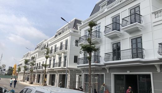 Chỉ 2 Tỷ Nhận Ngay Nhà Phố Trị Giá Lên Đến 3,3 Tỷ