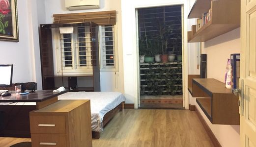 Độc. Đống Đa. Ôtô Đỗ Cửa. 55M2 – 3.6 Tỷ. 