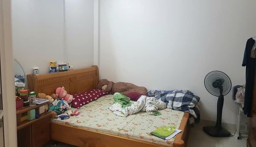 Bán Gấp Nhà Phố Nguyễn Hoàng, 52M2, 5 Tầng, 4 Tỷ.