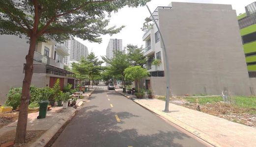 Đất Đường Nguyễn Hữu Thọ, Quận 7. Đối Diện Đh Tôn Đức Thắng, Giá 2,3 Tỷ, Sổ Có Sẵn, Xdtd, Dân Đông