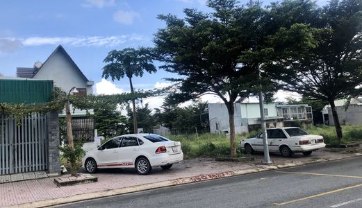 Sang Gấp Lô Đất Vị Trí Đẹp 3 Mặt Tiền Đường Lớn , Thổ Cư 100%, Shr, 16Tr/m2. 5*20