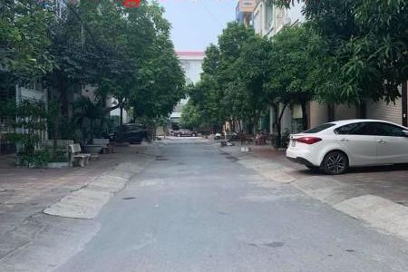 Bán Lô B30-31 Kđt Cao Xanh,hà Khánh A. Dt:50M2,mt:4M.h: Tây Bắc !!!