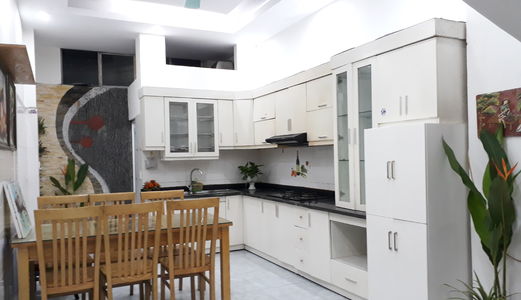 Bán Nhà Phố Bồ Đề, Cách Hồ 20M, Dt 60M2, 5 Tầng, 8Pn, Giá Chào 4,5 Tỷ.