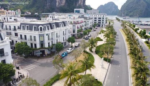 Bán Căn Góc Khe Thoáng Phú Gia Vinhome. Dt:142.5M2 View Biển !!!