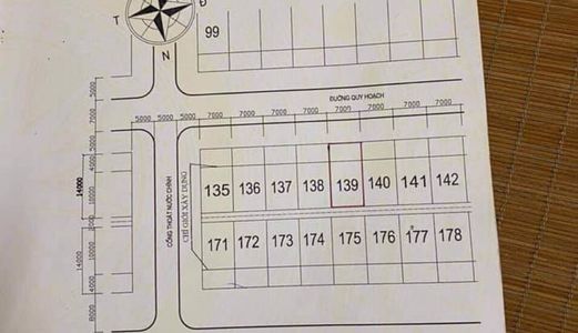 Bán Đất Khu Lonng Phụng Hoàng,cột 5. Dt:98M2,mt:7M. Hướng: Bắc