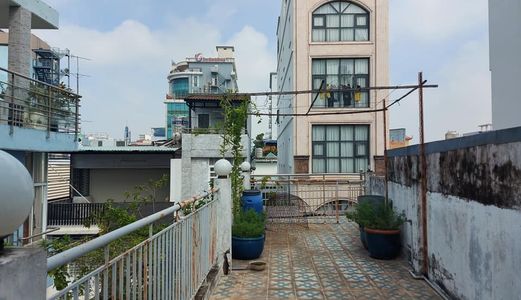 Kẹt Tiền Cần Bán Gấp Mặt Tiền Đường Trương Quốc Dung, Pn, 100M2, 18.5 Tỷ