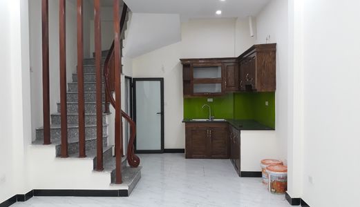 Bán Nhà Hữu Lê Hữu Hòa 5 Tầng Mới Tinh Giá 2.05 Tỷ