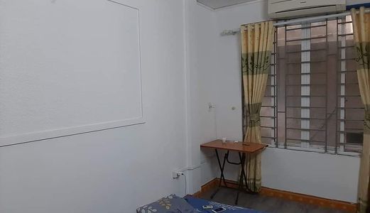 Trung Tâm Thanh Xuân-6 Tầng Ở Luôn-Sát Royal City-Ngõ Rộng Ô Tô Qua - 2.45 Tỷ.