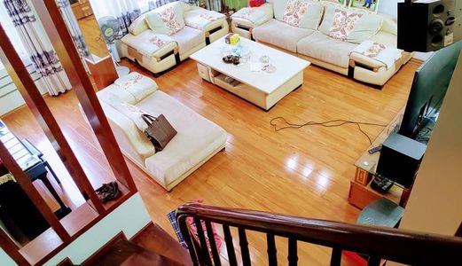 Bán Nhà Đường Láng Diện Tích 61M X5 Tầng, Mặt Tiền 6.3M. Giá 8.8 Tỷ Trung Tâm Quận Đống Đa.