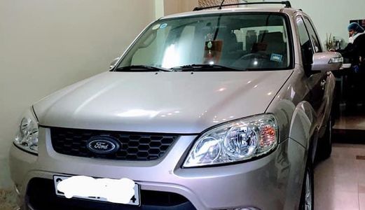 Bán Nhà Đường Láng Diện Tích 61M X5 Tầng, Mặt Tiền 6.3M. Giá 8.8 Tỷ Trung Tâm Quận Đống Đa.