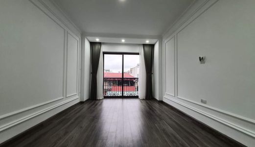 Oto Đỗ Cửa – Nhà Mới Định Công 3,75 Tỷ - Ở Luôn