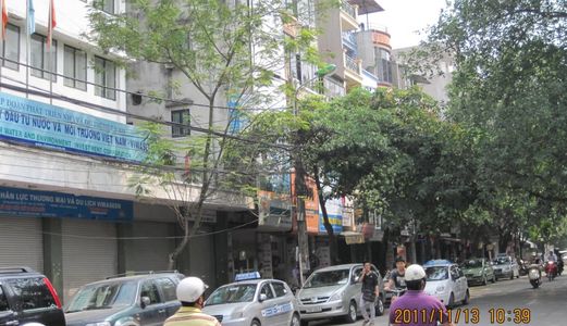 Chính Chủ Cho Thuê Tầng 2 Nhà Số 46 Đường Quốc Tử Giám, Đống Đa, Hn