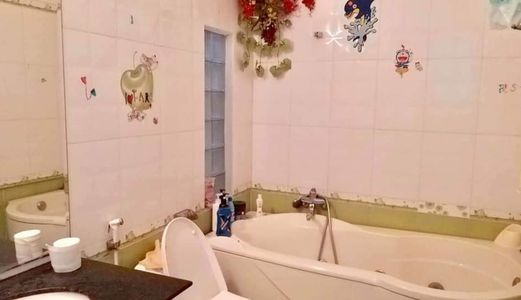 Bán Gấp Nhà Trung Kính, Khu Vực Vip,  Dt 44M, 6 Tầng, Giá 10,9 Tỷ,kinh Doanh, Văn Phòng Đỉnh.