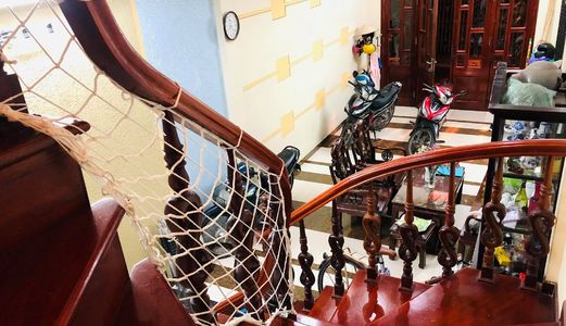 Bán Nhà Doãn Kế Thiện, Dt 57M2, Nhà 5 Tầng, Giá 7 Tỷ, Ô Tô 7 Chỗ Vào Nhà.