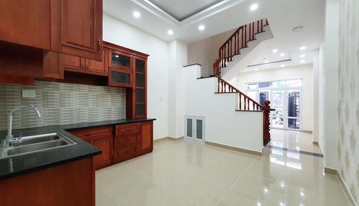 Cách Mạng Tháng 8 Quận 3 Sổ Vuông Vức 35M2, 3.8 Tỷ Tl