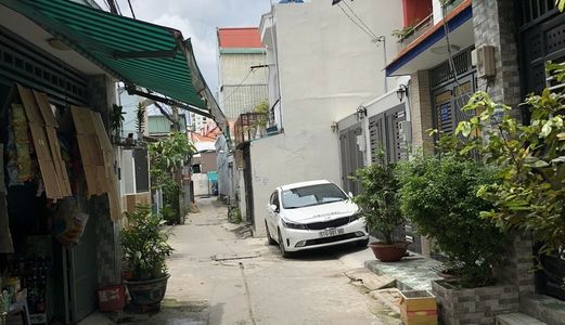 Nhà Hẻm Xe Hơi Ngay Nguyễn Ngọc Nhựt,q.tân Phú.dt 4X15M Nhà Cấp 4. Lh 09066843837