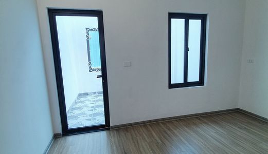 Bán Nhà Ngõ 342 Khương Đình, 65M2, 5.15 Tỷ (Có T.lượng)