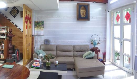 Hêm Xe Hơi, 3Tầng ,tặng Toàn Bộ Nội Thất,giá Chỉ 2 Tỷ 52.