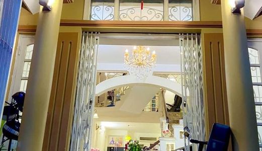 Hồ Tây, Võng Thị.  Nhà 67M 4 Tầng Cực Đẹp, Chỉ >5 Tỷ !