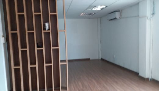 Cho Thuê Văn Phòng 30M2 Mt Võ Văn Tần, P.5, Q.3. Giá Chỉ: 10 Tr/tháng. Lh 0932.032.403 Tuyền