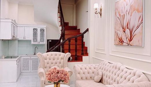 Bán Nhà Đẹp Lương Đình Của, Đống Đa, Ở Ngay, 40M2, 5T, 3.1 Tỷ, 0967158056