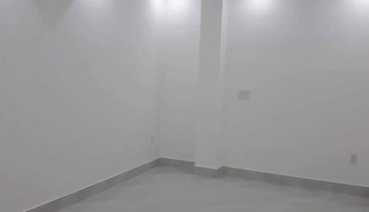 Bán Nhà Hẻm Lũy Bán Bích, Xe Hơi 7 Chỗ Vô Được. Cần Tiền Nên Bán Gấp Giá 4Tỷ85.