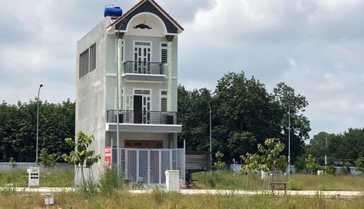 Kinh Doanh Thua Lỗ Bán Gấp Lô Đất Trả Nợ Ngân Hàng Ngay Bệnh Viện Đa Khoa Tân Uyên