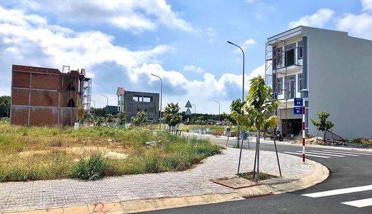 Kinh Doanh Thua Lỗ Bán Gấp Lô Đất Trả Nợ Ngân Hàng Ngay Bệnh Viện Đa Khoa Tân Uyên