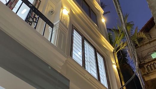 Nhà Bán Mặt Ngõ Lô Góc 351 Âu Cơ, Nhật Tân 55M2, 4 Tầng, 5 Tỷ 1.