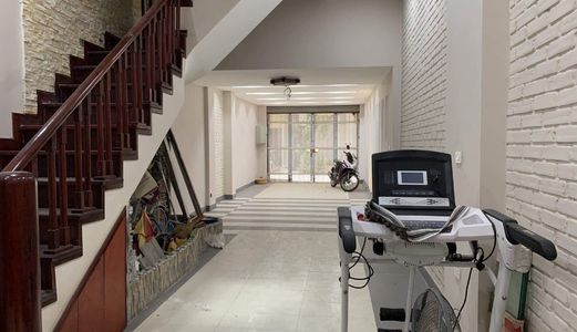 Bán Nhà Phố Nguyễn Ngọc Nại, 70Mx6T, Thang Máy, Kinh Doanh, Ô Tô Tránh, Giá 12.6 Tỷ