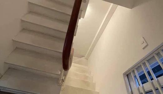 Cần Bán Gấp Nhà Mới 5 Tầng Phố Võng Thị, Tây Hồ, Kinh Doanh Lớn. Nhỉnh 3 Tỷ