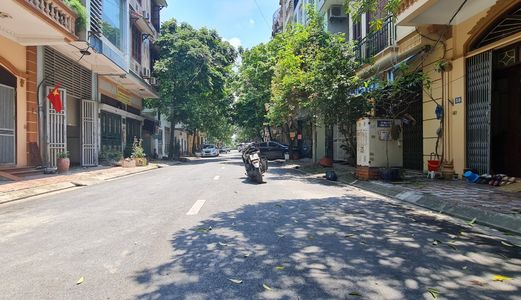 Cho Thuê Nhà Văn Phú Hà Đông 40M2*4T , Ngõ Rộng Oto Tránh Nhau , T1 Thông Sàn , 1Đh,2Nl