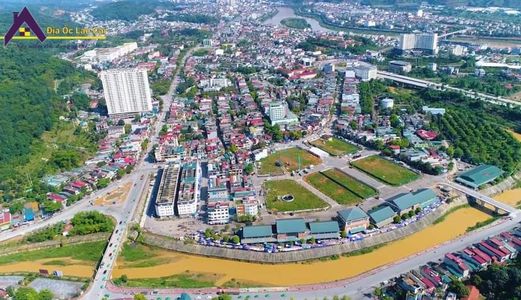 Bán Nhà Mặt Phố 5 Tầng Shophouse Chợ Kim Tân Chỉ Từ 4 Tỷ