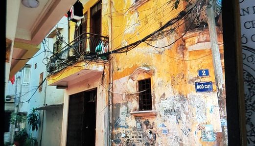 Bán 51M2 X 3Tầng Cũ Gần Rạp Phim Quốc Gia