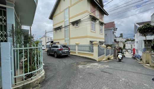 Cần Bán Lô Đất Xây Dựng Hẻm Oto 7 Chỗ Ngay F9 Phan Chu Trình, Đà Lạt