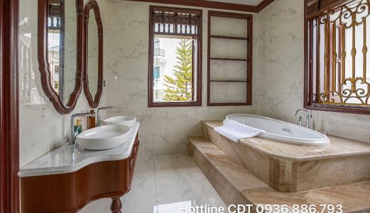 Căn Ngoại Giao Biệt Thự Đồi 2 Mặt Tiền Beverly Hills Hướng Nam View Vịnh Hạ Long Như Ảnh Ck 8%