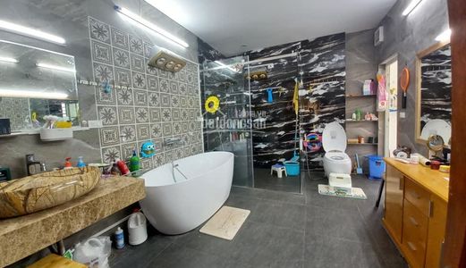 Bán Nhà Đường 800A – Q. Cầu Giấy, Phân Lô, Ở Ngay, 5T X 5.8 Tỷ